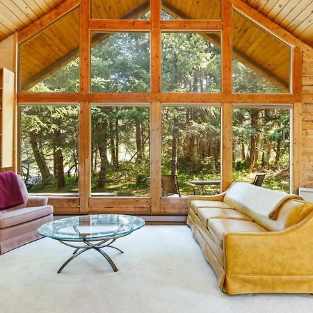 Alpine Meadows Log Cabin Girdwood Bagian luar foto