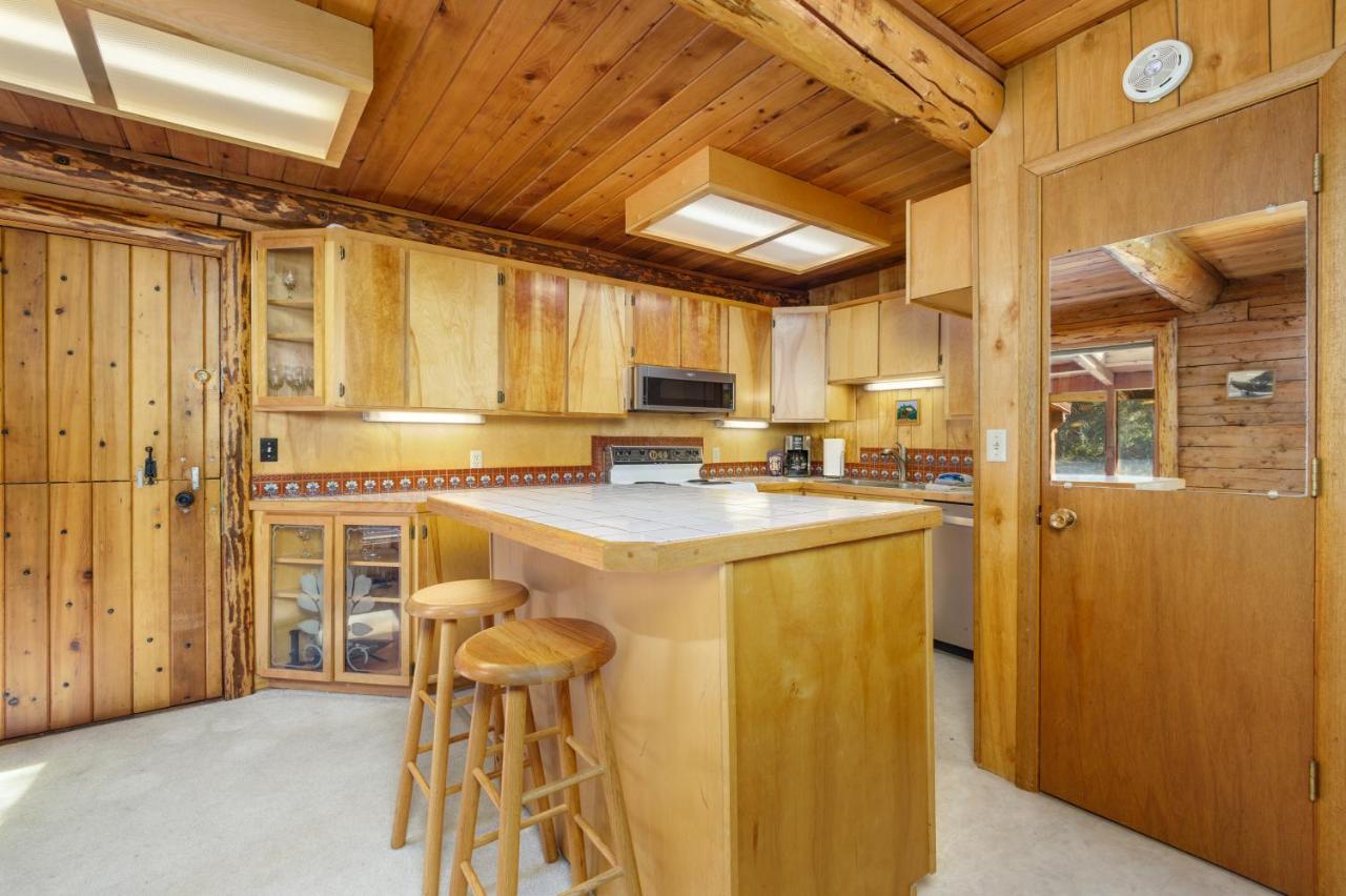 Alpine Meadows Log Cabin Girdwood Bagian luar foto